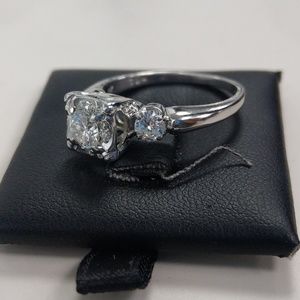 Three Stones Ring white gold with diamonds
